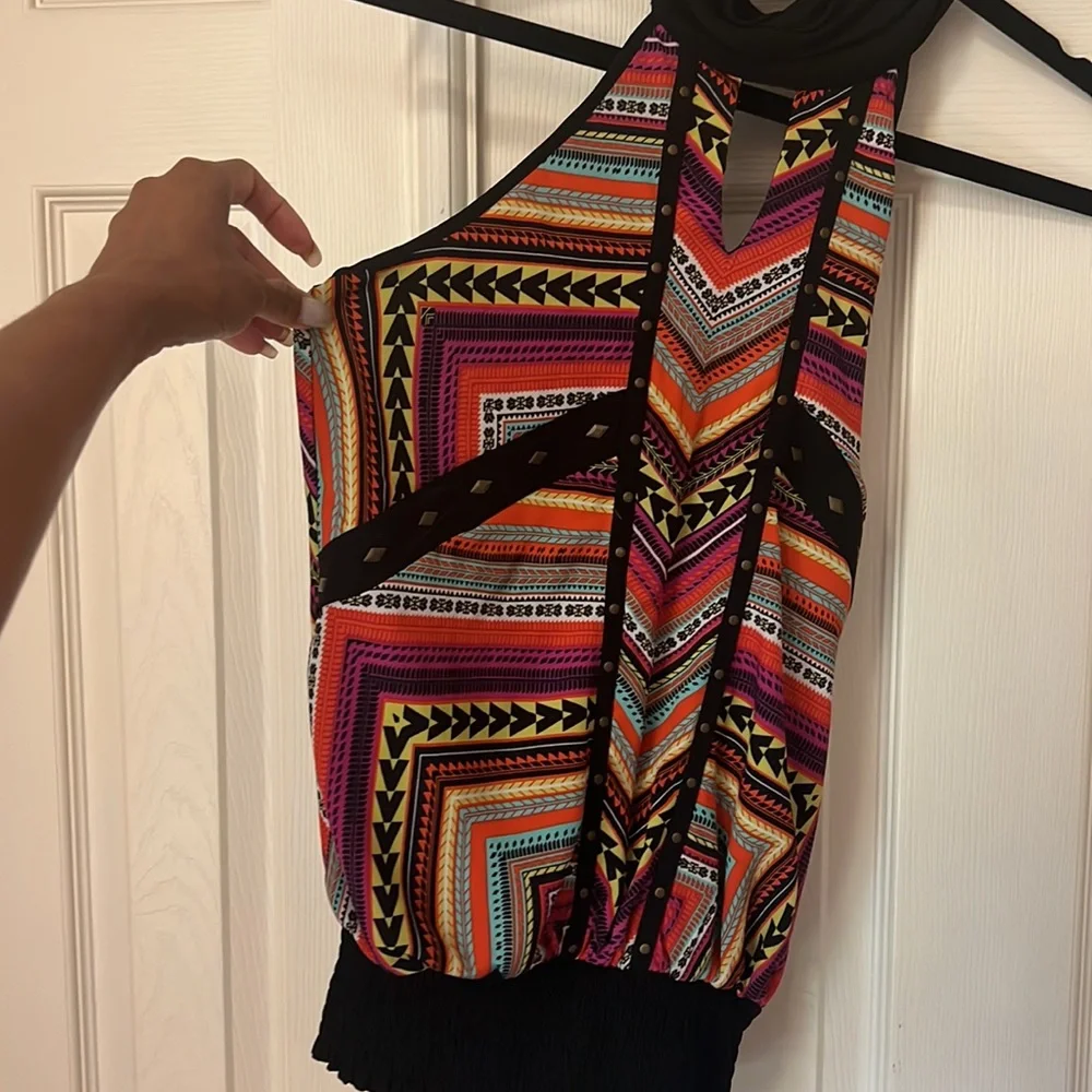 Patterned top - Picture 2 of 2